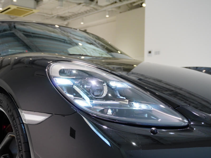 ポルシェ 718 ケイマン GT4 PDK　RHD ｽﾎﾟｰﾂｸﾛﾉPKG　1ｵｰﾅｰ 正規D車 Race-Tex&ｶｰﾎﾞﾝｲﾝﾃﾘｱ 18wayｱﾀﾞﾌﾟﾃｨﾌﾞｼｰﾄ PCMﾅﾋﾞ Bｶﾒﾗ BOSEｻｳﾝﾄﾞ LEDﾍｯﾄﾞﾗｲﾄ PDLS Plus 電格ﾐﾗｰ 20AW　新車保証