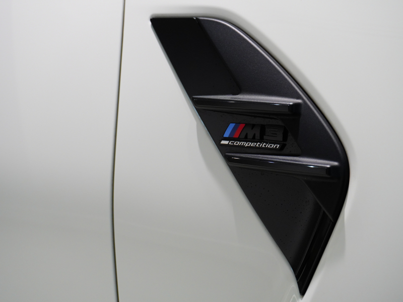 BMW Mシリーズ M3 Competition G80　ACC ﾒﾘﾉﾚｻﾞｰ ﾍﾞﾝﾁﾚｰｼｮﾝ ｶｰﾎﾞﾝﾙｰﾌ 純正ﾅﾋﾞTV harman/kardon 360ｶﾒﾗ LEDﾚｰｻﾞｰ ﾍｯﾄﾞｱｯﾌﾟD OP19/20ｲﾝﾁAW　2年保証