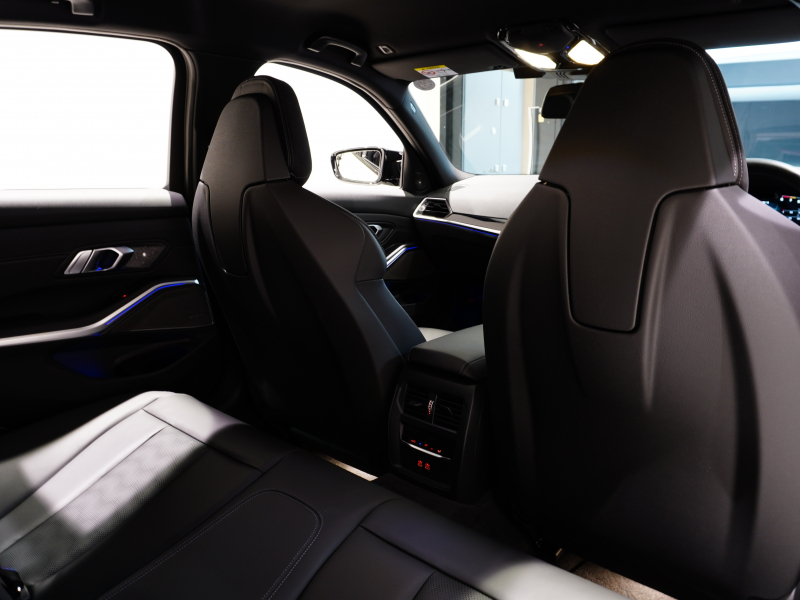 BMW Mシリーズ M3 Competition G80　ACC ﾒﾘﾉﾚｻﾞｰ ﾍﾞﾝﾁﾚｰｼｮﾝ ｶｰﾎﾞﾝﾙｰﾌ 純正ﾅﾋﾞTV harman/kardon 360ｶﾒﾗ LEDﾚｰｻﾞｰ ﾍｯﾄﾞｱｯﾌﾟD OP19/20ｲﾝﾁAW　2年保証