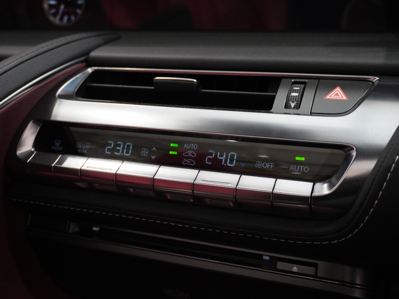 レクサス LC 500 Convertible　1ｵｰﾅｰ ﾏｰｸﾚﾋﾞﾝｿﾝ LexusSafetySystem+ 専用ｾﾐｱﾆﾘﾝﾚｻﾞｰｼｰﾄ ﾌﾚｱﾚｯﾄﾞｲﾝﾃﾘｱ ﾓﾃﾞﾘｽﾀｴｱﾛ&TRD21ｲﾝﾁAW　新車保証