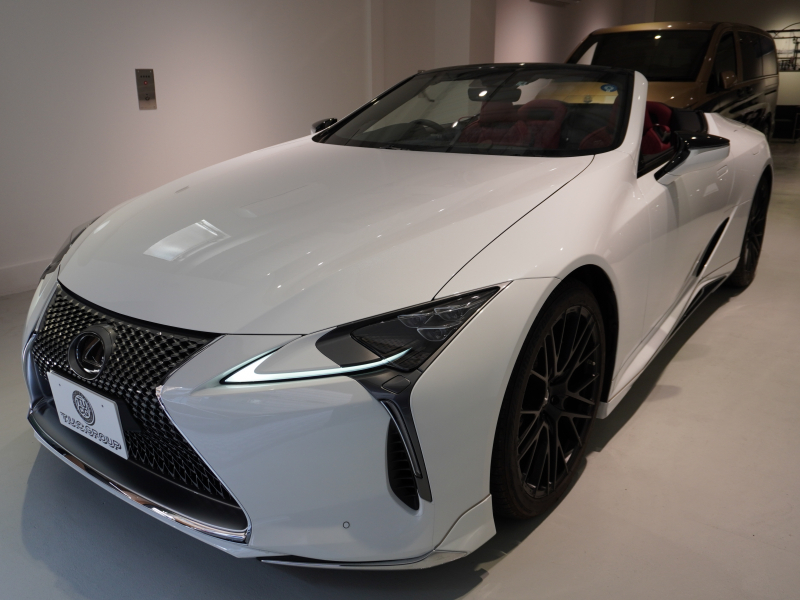 レクサス LC 500 Convertible　1ｵｰﾅｰ ﾏｰｸﾚﾋﾞﾝｿﾝ LexusSafetySystem+ 専用ｾﾐｱﾆﾘﾝﾚｻﾞｰｼｰﾄ ﾌﾚｱﾚｯﾄﾞｲﾝﾃﾘｱ ﾓﾃﾞﾘｽﾀｴｱﾛ&TRD21ｲﾝﾁAW　新車保証