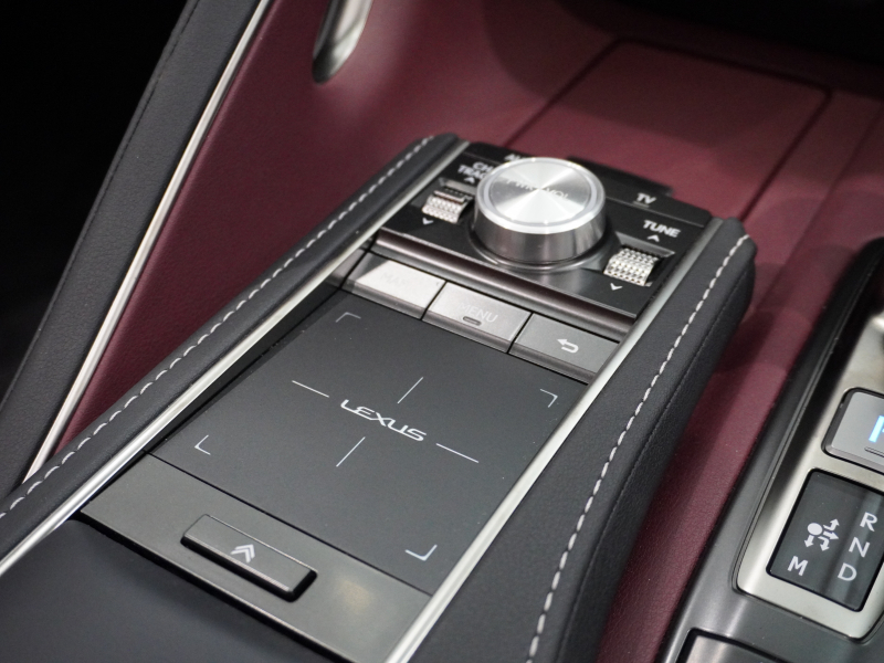 レクサス LC 500 Convertible　1ｵｰﾅｰ ﾏｰｸﾚﾋﾞﾝｿﾝ LexusSafetySystem+ 専用ｾﾐｱﾆﾘﾝﾚｻﾞｰｼｰﾄ ﾌﾚｱﾚｯﾄﾞｲﾝﾃﾘｱ ﾓﾃﾞﾘｽﾀｴｱﾛ&TRD21ｲﾝﾁAW　新車保証