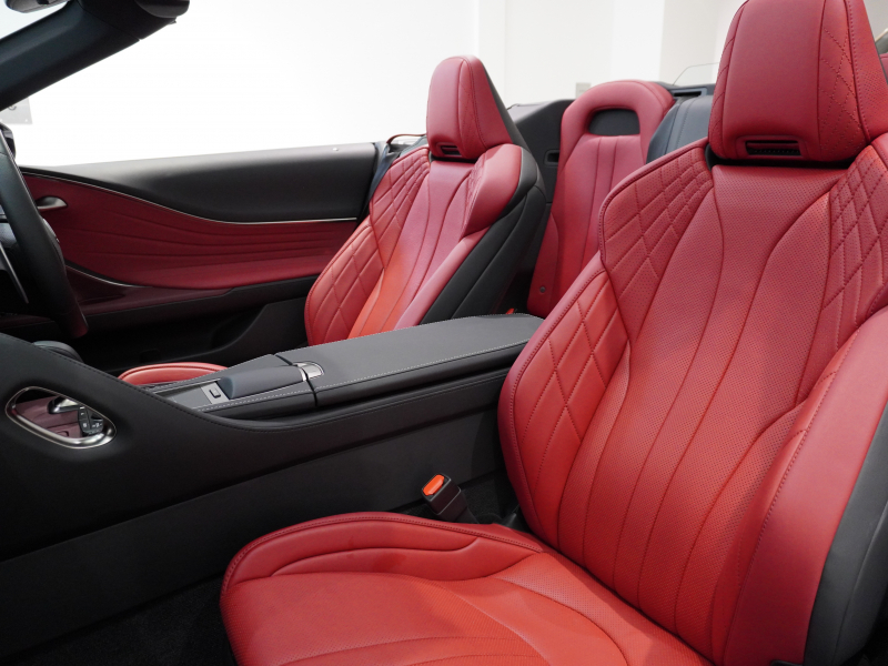 レクサス LC 500 Convertible　1ｵｰﾅｰ ﾏｰｸﾚﾋﾞﾝｿﾝ LexusSafetySystem+ 専用ｾﾐｱﾆﾘﾝﾚｻﾞｰｼｰﾄ ﾌﾚｱﾚｯﾄﾞｲﾝﾃﾘｱ ﾓﾃﾞﾘｽﾀｴｱﾛ&TRD21ｲﾝﾁAW　新車保証