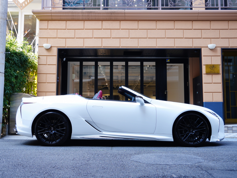 レクサス LC 500 Convertible　1ｵｰﾅｰ ﾏｰｸﾚﾋﾞﾝｿﾝ LexusSafetySystem+ 専用ｾﾐｱﾆﾘﾝﾚｻﾞｰｼｰﾄ ﾌﾚｱﾚｯﾄﾞｲﾝﾃﾘｱ ﾓﾃﾞﾘｽﾀｴｱﾛ&TRD21ｲﾝﾁAW　新車保証