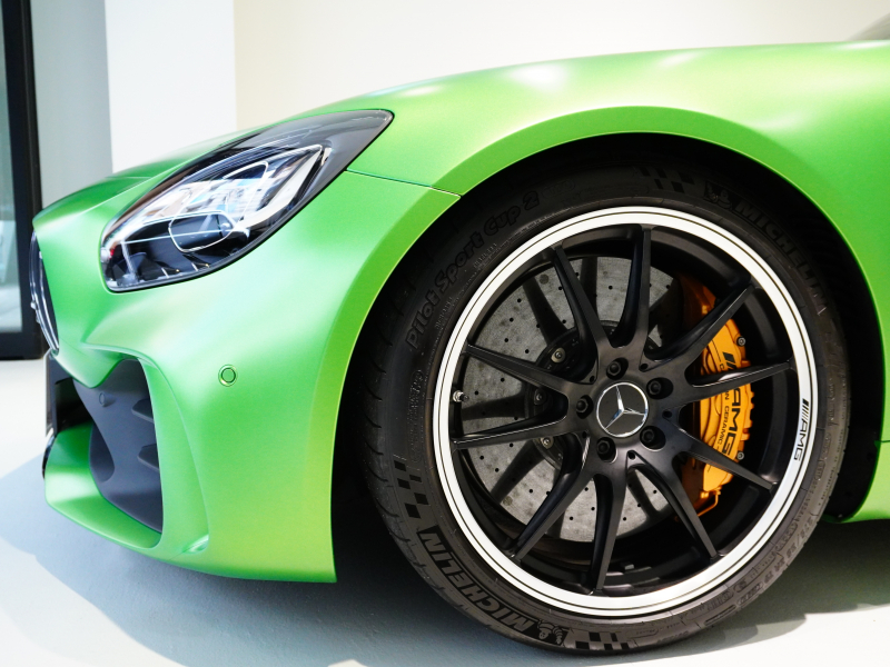 AMG GT R　AMGｶｰﾎﾞﾝｾﾗﾐｯｸﾌﾞﾚｰｷ ﾌﾙﾚｻﾞｰPKG　正規D車 ｷｰﾚｽｺﾞｰ ﾚｶﾛｼｰﾄ 純正ﾅﾋﾞTV Bｶﾒﾗ AMGﾊﾟﾌｫｰﾏﾝｽEX LEDﾍｯﾄﾞﾗｲﾄ ﾛﾍﾞﾙﾀﾘﾌﾀｰ OP19/20AW　2年保証付