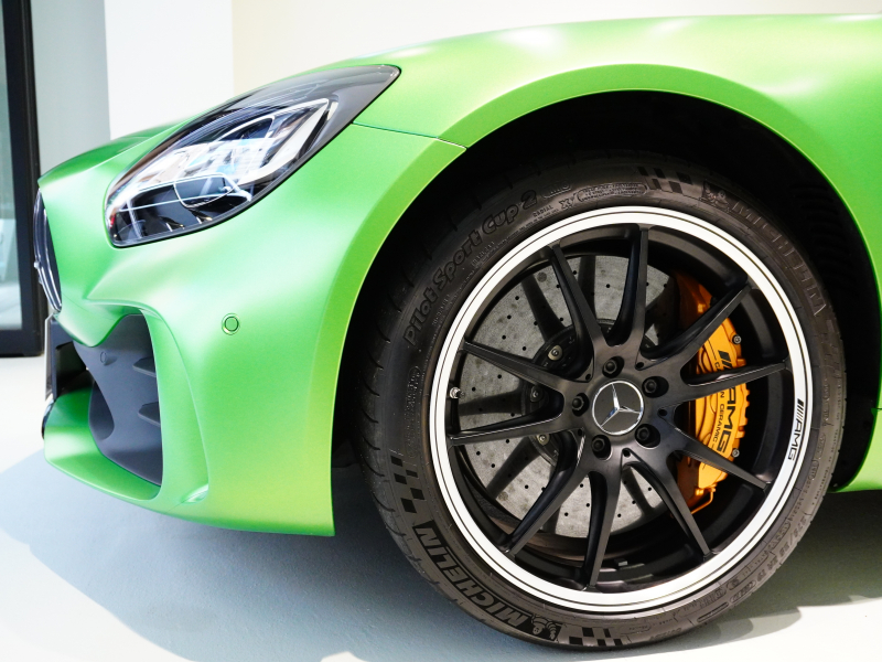 AMG GT R　AMGｶｰﾎﾞﾝｾﾗﾐｯｸﾌﾞﾚｰｷ ﾌﾙﾚｻﾞｰPKG　正規D車 ｷｰﾚｽｺﾞｰ ﾚｶﾛｼｰﾄ 純正ﾅﾋﾞTV Bｶﾒﾗ AMGﾊﾟﾌｫｰﾏﾝｽEX LEDﾍｯﾄﾞﾗｲﾄ ﾛﾍﾞﾙﾀﾘﾌﾀｰ OP19/20AW　2年保証付