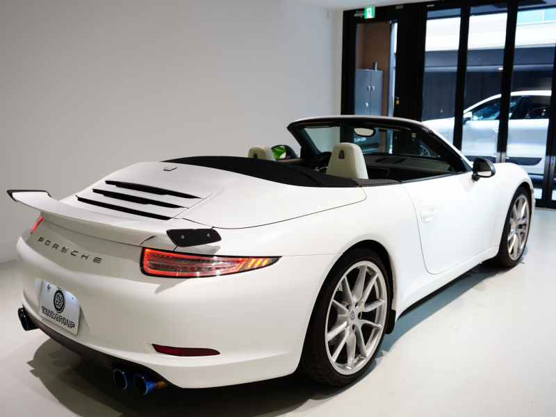 ポルシェ 911(Type991) ｶﾚﾗSｶﾌﾞﾘｵﾚ　MY13 ｸﾞﾚｰ革 ﾍﾞﾝﾁﾚｰﾀｰ ｶﾛｯﾂｪﾘｱSDﾅﾋﾞ BOSEｻｳﾝﾄﾞ PASM ﾊﾟﾜｸﾗﾏﾌﾗｰ ﾌﾙﾗｯﾋﾟﾝｸﾞ　2年保証付