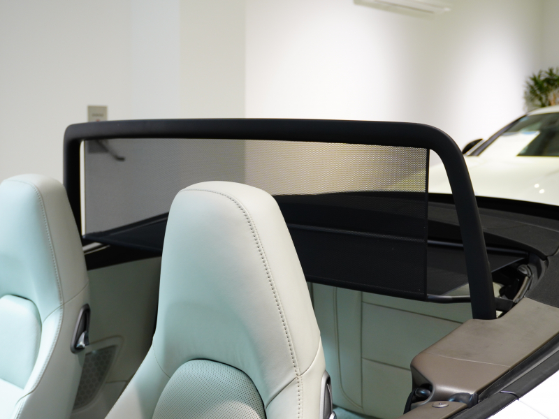 ポルシェ 911(Type991) ｶﾚﾗSｶﾌﾞﾘｵﾚ　MY13 ｸﾞﾚｰ革 ﾍﾞﾝﾁﾚｰﾀｰ ｶﾛｯﾂｪﾘｱSDﾅﾋﾞ BOSEｻｳﾝﾄﾞ PASM ﾊﾟﾜｸﾗﾏﾌﾗｰ ﾌﾙﾗｯﾋﾟﾝｸﾞ　2年保証付