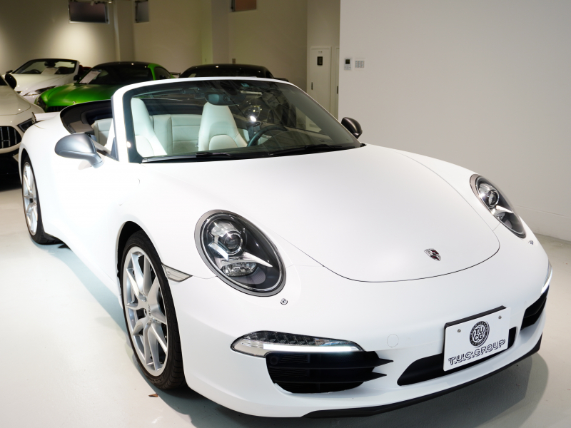 ポルシェ 911(Type991) ｶﾚﾗSｶﾌﾞﾘｵﾚ　MY13 ｸﾞﾚｰ革 ﾍﾞﾝﾁﾚｰﾀｰ ｶﾛｯﾂｪﾘｱSDﾅﾋﾞ BOSEｻｳﾝﾄﾞ PASM ﾊﾟﾜｸﾗﾏﾌﾗｰ ﾌﾙﾗｯﾋﾟﾝｸﾞ　2年保証付