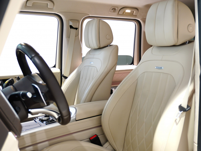 AMG Gクラス G63 AMGﾚｻﾞｰｴｸｽｸﾙｰｼﾌﾞPKG　正規D車 1ｵｰﾅｰ 左H Meｺﾈｸﾄ ﾏｷｱｰﾄﾍﾞｰｼﾞｭ革 ｻﾝﾙｰﾌ 純正ﾅﾋﾞTV Burmester AMGﾊﾟﾌｫｰﾏﾝｽEX AMG22ｲﾝﾁAW　2年保証