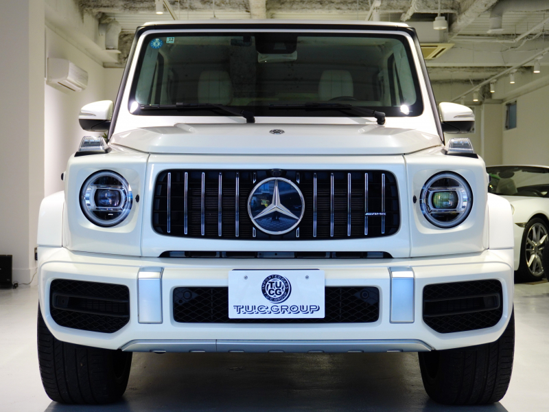 AMG Gクラス G63 AMGﾚｻﾞｰｴｸｽｸﾙｰｼﾌﾞPKG　正規D車 1ｵｰﾅｰ 左H Meｺﾈｸﾄ ﾏｷｱｰﾄﾍﾞｰｼﾞｭ革 ｻﾝﾙｰﾌ 純正ﾅﾋﾞTV Burmester AMGﾊﾟﾌｫｰﾏﾝｽEX AMG22ｲﾝﾁAW　2年保証