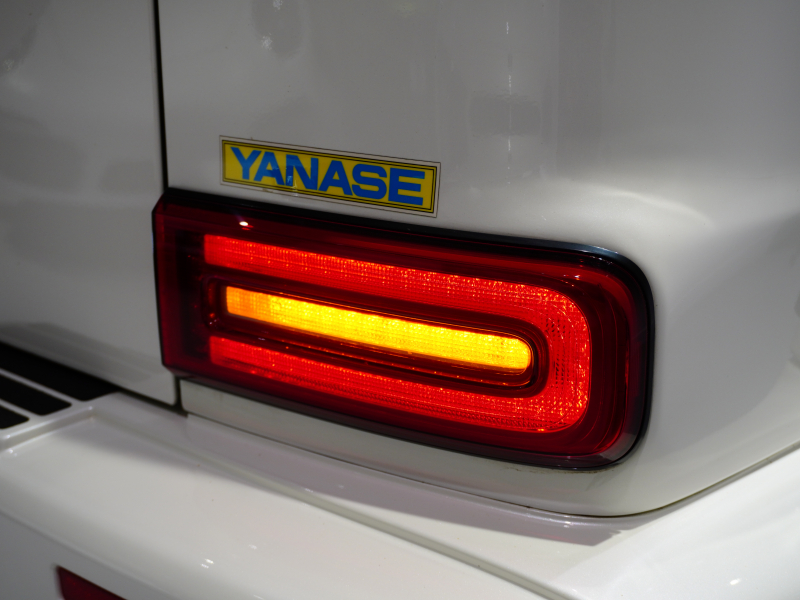 AMG Gクラス G63 AMGﾚｻﾞｰｴｸｽｸﾙｰｼﾌﾞPKG　正規D車 1ｵｰﾅｰ 左H Meｺﾈｸﾄ ﾏｷｱｰﾄﾍﾞｰｼﾞｭ革 ｻﾝﾙｰﾌ 純正ﾅﾋﾞTV Burmester AMGﾊﾟﾌｫｰﾏﾝｽEX AMG22ｲﾝﾁAW　2年保証