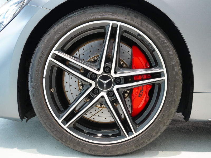 AMG GT C ﾌﾙﾚｻﾞｰPKG　正規D車 557PS 黒革 ﾍﾞﾝﾁﾚｰﾀｰ  ﾊﾟﾉﾗﾏｶﾞﾗｽﾙｰﾌ 純正ﾅﾋﾞTV Bｶﾒﾗ Burmesterﾊｲｴﾝﾄﾞ AMGﾊﾟﾌｫｰﾏﾝｽEX OPｶﾗｰ　2年保証