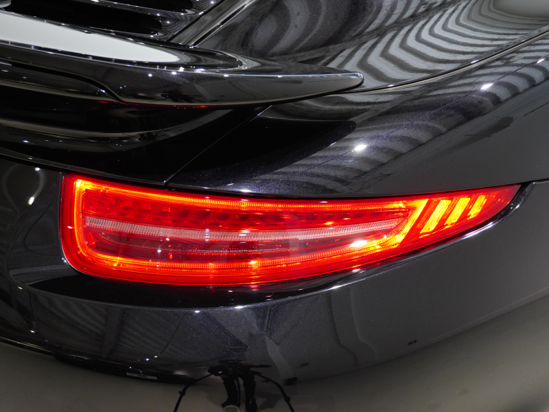 ポルシェ 911(Type991) ﾀｰﾎﾞｶﾌﾞﾘｵﾚ ｽﾎﾟｰﾂｸﾛﾉPKG　正規D車 左H ﾌﾙﾚｻﾞｰｲﾝﾃﾘｱ 黒革 ﾅﾋﾞTV BOSEｻｳﾝﾄﾞ PASM 20ｲﾝﾁAW　2年保証付