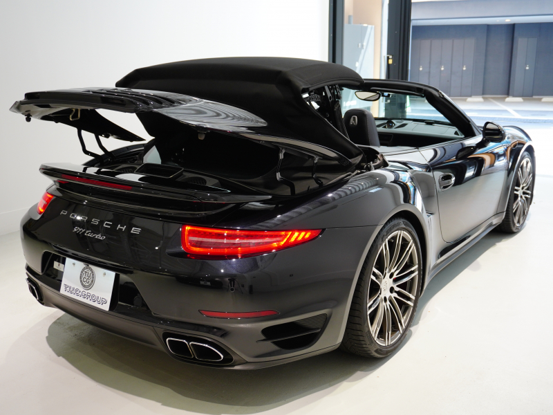 ポルシェ 911(Type991) ﾀｰﾎﾞｶﾌﾞﾘｵﾚ ｽﾎﾟｰﾂｸﾛﾉPKG　正規D車 左H ﾌﾙﾚｻﾞｰｲﾝﾃﾘｱ 黒革 ﾅﾋﾞTV BOSEｻｳﾝﾄﾞ PASM 20ｲﾝﾁAW　2年保証付
