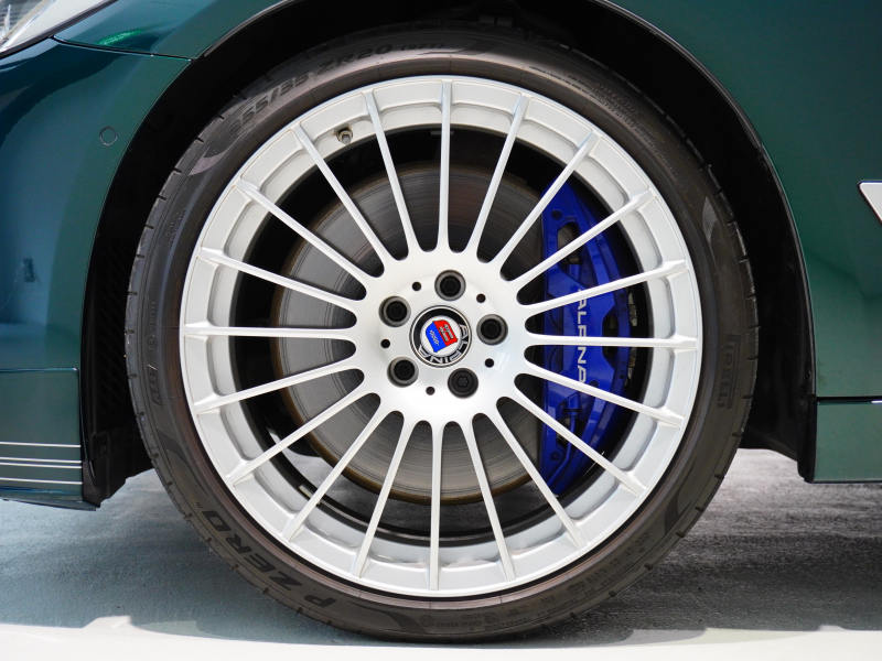 アルピナ D5 S ﾘﾑｼﾞﾝ　1ｵｰﾅｰ 後期 ｺﾝﾌｫA ACC ﾗｳﾞｧﾘﾅﾚｻﾞｰ ｺﾝﾌｫｰﾄｼｰﾄ SR HDDﾅﾋﾞ ﾘｱﾋﾞｭｰｶﾒﾗ harman/kardon ﾚｻﾞｰﾀﾞｯｼｭﾎﾞｰﾄﾞ ｸﾗｼｯｸ20AW　新車保証