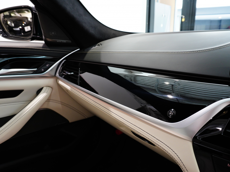 アルピナ D5 S ﾘﾑｼﾞﾝ　1ｵｰﾅｰ 後期 ｺﾝﾌｫA ACC ﾗｳﾞｧﾘﾅﾚｻﾞｰ ｺﾝﾌｫｰﾄｼｰﾄ SR HDDﾅﾋﾞ ﾘｱﾋﾞｭｰｶﾒﾗ harman/kardon ﾚｻﾞｰﾀﾞｯｼｭﾎﾞｰﾄﾞ ｸﾗｼｯｸ20AW　新車保証