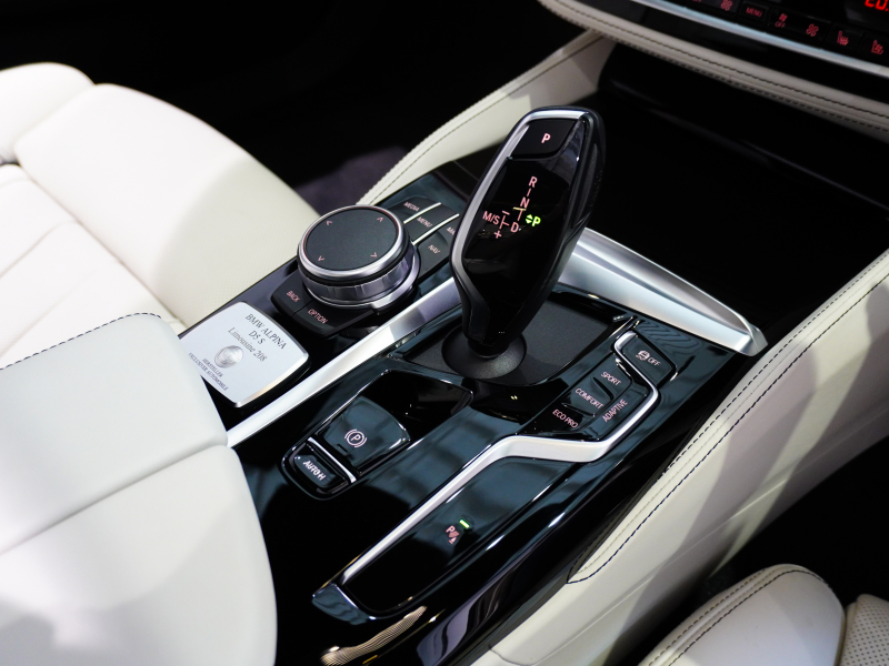 アルピナ D5 S ﾘﾑｼﾞﾝ　1ｵｰﾅｰ 後期 ｺﾝﾌｫA ACC ﾗｳﾞｧﾘﾅﾚｻﾞｰ ｺﾝﾌｫｰﾄｼｰﾄ SR HDDﾅﾋﾞ ﾘｱﾋﾞｭｰｶﾒﾗ harman/kardon ﾚｻﾞｰﾀﾞｯｼｭﾎﾞｰﾄﾞ ｸﾗｼｯｸ20AW　新車保証