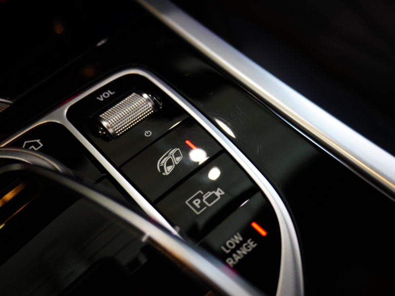 AMG Gクラス G63 AMGﾚｻﾞｰｴｸｽｸﾙｰｼﾌﾞPKG　正規D車 1ｵｰﾅｰ 左H Meｺﾈｸﾄ 黒革 ｻﾝﾙｰﾌ 純正ﾅﾋﾞTV Burmester AMGﾊﾟﾌｫｰﾏﾝｽEX AMG20ｲﾝﾁAW Fﾀﾞｳﾝﾓﾆﾀｰ OPｶﾗｰ ﾅｲﾄPKGﾙｯｸﾗｯﾋﾟﾝｸﾞ　2年保証