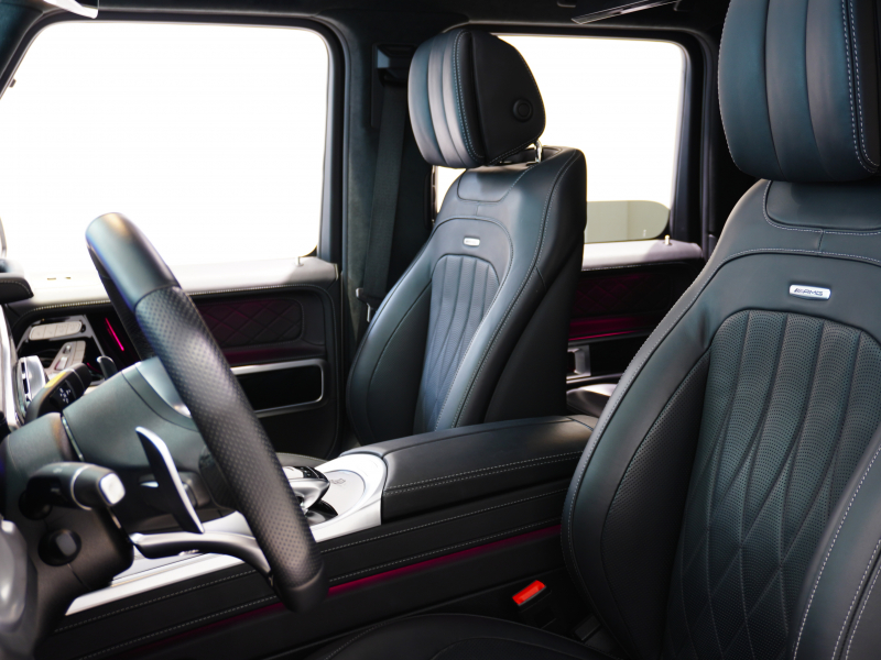 AMG Gクラス G63 AMGﾚｻﾞｰｴｸｽｸﾙｰｼﾌﾞPKG　正規D車 1ｵｰﾅｰ 左H Meｺﾈｸﾄ 黒革 ｻﾝﾙｰﾌ 純正ﾅﾋﾞTV Burmester AMGﾊﾟﾌｫｰﾏﾝｽEX AMG20ｲﾝﾁAW Fﾀﾞｳﾝﾓﾆﾀｰ OPｶﾗｰ ﾅｲﾄPKGﾙｯｸﾗｯﾋﾟﾝｸﾞ　2年保証