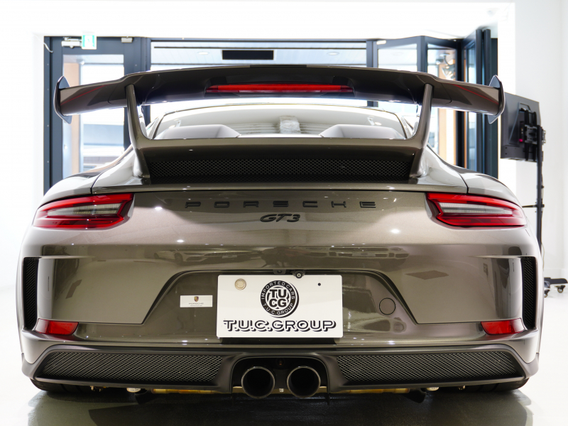 ポルシェ 911(Type991.2) GT3 ｸﾗﾌﾞｽﾎﾟｰﾂ ｽﾎﾟｰﾂｸﾛﾉP　正規D車 後期 MY18 ｶｰﾎﾞﾝﾊﾞｹｯﾄ PCMﾅﾋﾞ ｽﾎﾟｰﾂEX LEDﾍｯﾄﾞﾗｲﾄ PDLSﾌﾟﾗｽ 専用20AW ﾛｰﾙﾊﾞｰ ｶｰﾎﾞﾝｲﾝﾃﾘｱP　2年保証付