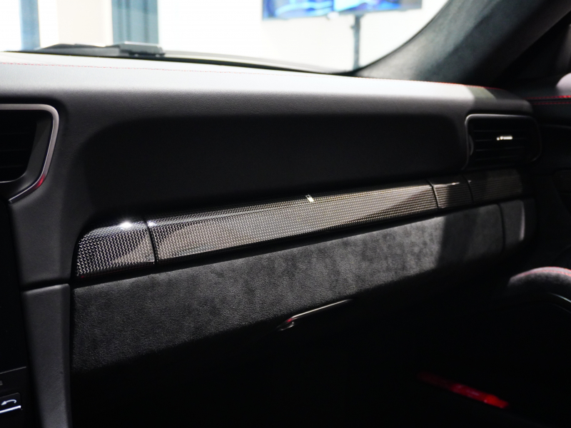 ポルシェ 911(Type991.2) GT3 ｸﾗﾌﾞｽﾎﾟｰﾂ ｽﾎﾟｰﾂｸﾛﾉP　正規D車 後期 MY18 ｶｰﾎﾞﾝﾊﾞｹｯﾄ PCMﾅﾋﾞ ｽﾎﾟｰﾂEX LEDﾍｯﾄﾞﾗｲﾄ PDLSﾌﾟﾗｽ 専用20AW ﾛｰﾙﾊﾞｰ ｶｰﾎﾞﾝｲﾝﾃﾘｱP　2年保証付