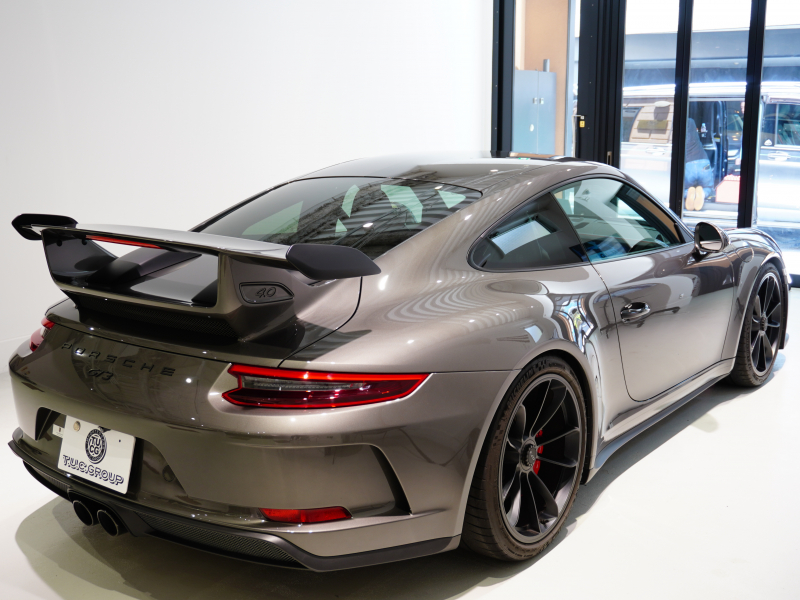 ポルシェ 911(Type991.2) GT3 ｸﾗﾌﾞｽﾎﾟｰﾂ ｽﾎﾟｰﾂｸﾛﾉP　正規D車 後期 MY18 ｶｰﾎﾞﾝﾊﾞｹｯﾄ PCMﾅﾋﾞ ｽﾎﾟｰﾂEX LEDﾍｯﾄﾞﾗｲﾄ PDLSﾌﾟﾗｽ 専用20AW ﾛｰﾙﾊﾞｰ ｶｰﾎﾞﾝｲﾝﾃﾘｱP　2年保証付
