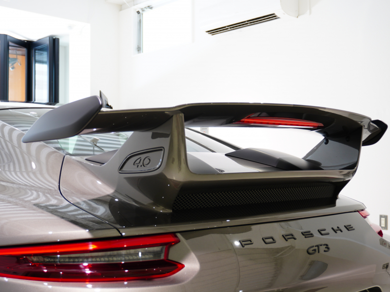 ポルシェ 911(Type991.2) GT3 ｸﾗﾌﾞｽﾎﾟｰﾂ ｽﾎﾟｰﾂｸﾛﾉP　正規D車 後期 MY18 ｶｰﾎﾞﾝﾊﾞｹｯﾄ PCMﾅﾋﾞ ｽﾎﾟｰﾂEX LEDﾍｯﾄﾞﾗｲﾄ PDLSﾌﾟﾗｽ 専用20AW ﾛｰﾙﾊﾞｰ ｶｰﾎﾞﾝｲﾝﾃﾘｱP　2年保証付