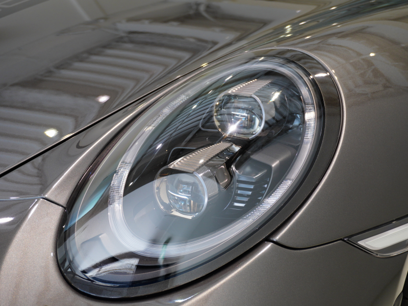 ポルシェ 911(Type991.2) GT3 ｸﾗﾌﾞｽﾎﾟｰﾂ ｽﾎﾟｰﾂｸﾛﾉP　正規D車 後期 MY18 ｶｰﾎﾞﾝﾊﾞｹｯﾄ PCMﾅﾋﾞ ｽﾎﾟｰﾂEX LEDﾍｯﾄﾞﾗｲﾄ PDLSﾌﾟﾗｽ 専用20AW ﾛｰﾙﾊﾞｰ ｶｰﾎﾞﾝｲﾝﾃﾘｱP　2年保証付