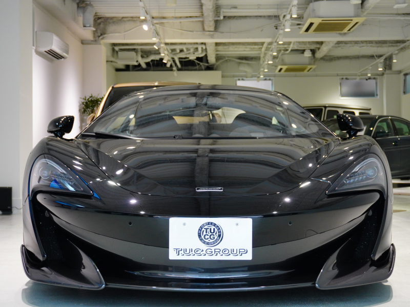 マクラーレン 600LT ｾｷｭﾘﾃｨﾊﾟｯｸ　正規D車 左H ｽﾍﾟｼｬﾙﾍﾟｲﾝﾄ Fﾘﾌﾃｨﾝｸﾞ ｶｰﾎﾞﾝﾚｰｼﾝｸﾞｼｰﾄ 純正ﾅﾋﾞ Bｶﾒﾗ ｶｰﾎﾞﾝｲﾝﾃﾘｱ ｶｰﾎﾞﾝﾌﾞﾚｰｷ ｸﾞﾛｽﾌﾞﾗｯｸ19/20AW