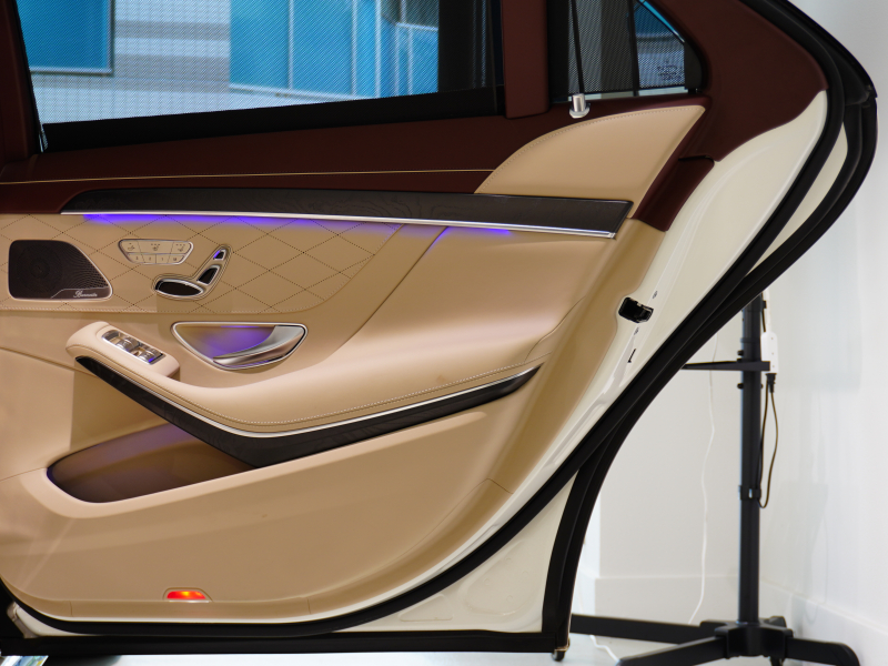 AMG Sクラス S63 4MATIC+ ロング AMGダイナミック&レーダーP 左H ブラウン&ベージュインテリア パノラマR HDDナビTV  エアサス AMG20インチAW 2年保証付