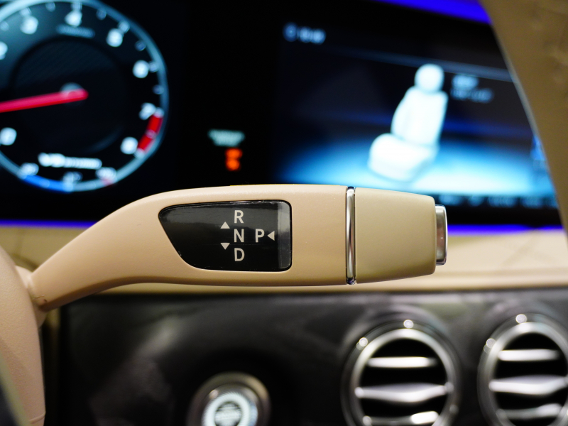 AMG Sクラス S63 4MATIC+ ロング AMGダイナミック&レーダーP 左H ブラウン&ベージュインテリア パノラマR HDDナビTV  エアサス AMG20インチAW 2年保証付