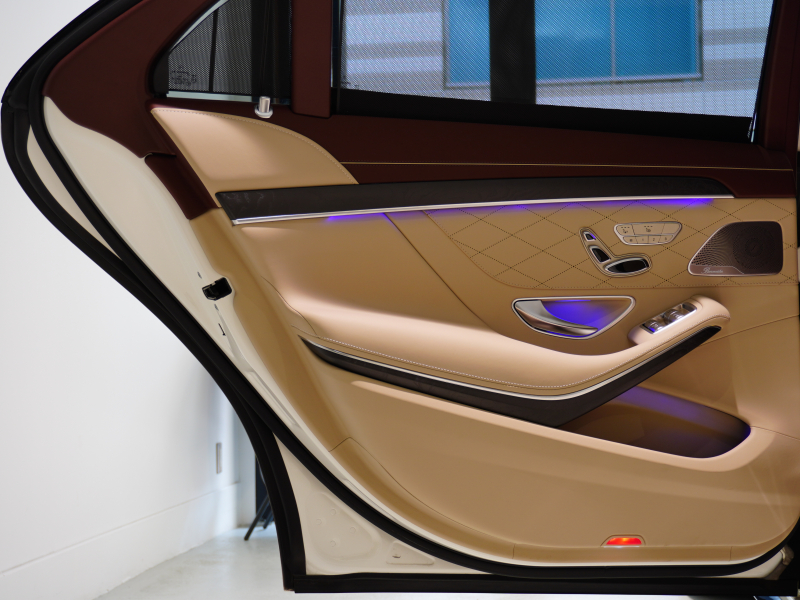 AMG Sクラス S63 4MATIC+ ロング AMGダイナミック&レーダーP 左H ブラウン&ベージュインテリア パノラマR HDDナビTV  エアサス AMG20インチAW 2年保証付