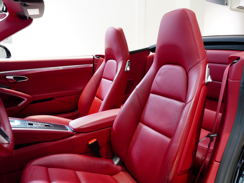 ポルシェ 911(Type991.2) ｶﾚﾗ4 ｶﾌﾞﾘｵﾚ ｽﾎﾟｰﾂｸﾛﾉPKG　正規D車 MY17 左H ﾌﾙﾚｻﾞｰｲﾝﾃﾘｱ ｴﾝﾄﾘｰD 赤革 純正PCMﾅﾋﾞ ﾌﾙｾｸﾞTV CarPlay ｽﾎﾟｰﾂｴｸﾞｿﾞｰｽﾄ RSﾃﾞｻﾞｲﾝ20AW　2年保証付