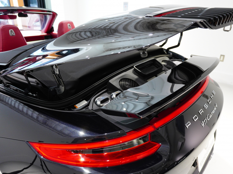 ポルシェ 911(Type991.2) ｶﾚﾗ4 ｶﾌﾞﾘｵﾚ ｽﾎﾟｰﾂｸﾛﾉPKG　正規D車 MY17 左H ﾌﾙﾚｻﾞｰｲﾝﾃﾘｱ ｴﾝﾄﾘｰD 赤革 純正PCMﾅﾋﾞ ﾌﾙｾｸﾞTV CarPlay ｽﾎﾟｰﾂｴｸﾞｿﾞｰｽﾄ RSﾃﾞｻﾞｲﾝ20AW　2年保証付