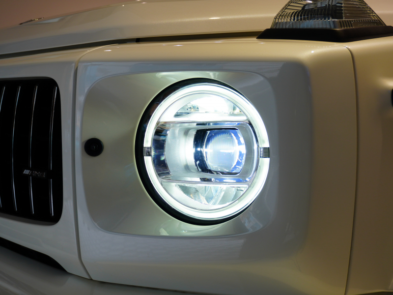 AMG Gクラス G63 AMGﾚｻﾞｰｴｸｽｸﾙｰｼﾌﾞPKG　正規D車 1ｵｰﾅｰ 左H Meｺﾈｸﾄ ﾍﾞｰｼﾞｭ革 ｻﾝﾙｰﾌ 純正ﾅﾋﾞTV Burmester AMGﾊﾟﾌｫｰﾏﾝｽEX AMG20ｲﾝﾁAW OPｶﾗｰ　2年保証