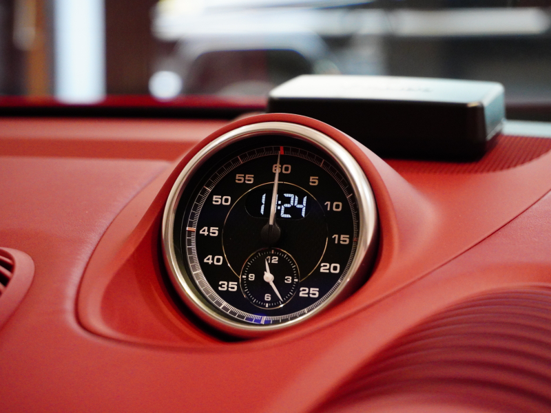 ポルシェ 718スパイダー PDK 正規D車 ｽﾊﾟｲﾀﾞｰｸﾗｼｯｸｲﾝﾃﾘｱ 18Wayｽﾎﾟｰﾂｼｰﾄ PCMﾅﾋﾞ Bｶﾒﾗ PASM ｽﾎﾟｴｸﾞ 20ｲﾝﾁ718ｽﾊﾟｲﾀﾞｰAW 新車保証付