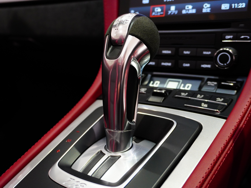 ポルシェ 718スパイダー PDK 正規D車 ｽﾊﾟｲﾀﾞｰｸﾗｼｯｸｲﾝﾃﾘｱ 18Wayｽﾎﾟｰﾂｼｰﾄ PCMﾅﾋﾞ Bｶﾒﾗ PASM ｽﾎﾟｴｸﾞ 20ｲﾝﾁ718ｽﾊﾟｲﾀﾞｰAW 新車保証付