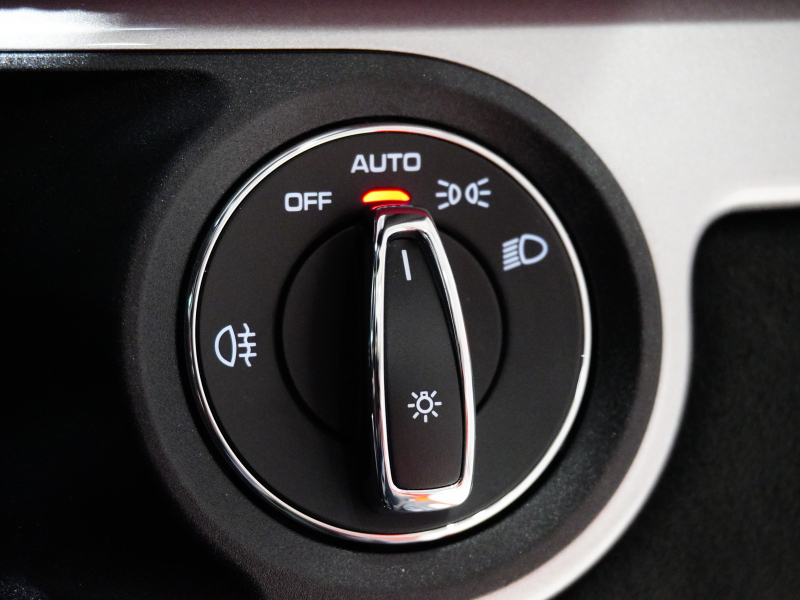 ポルシェ 718スパイダー PDK 正規D車 ｽﾊﾟｲﾀﾞｰｸﾗｼｯｸｲﾝﾃﾘｱ 18Wayｽﾎﾟｰﾂｼｰﾄ PCMﾅﾋﾞ Bｶﾒﾗ PASM ｽﾎﾟｴｸﾞ 20ｲﾝﾁ718ｽﾊﾟｲﾀﾞｰAW 新車保証付