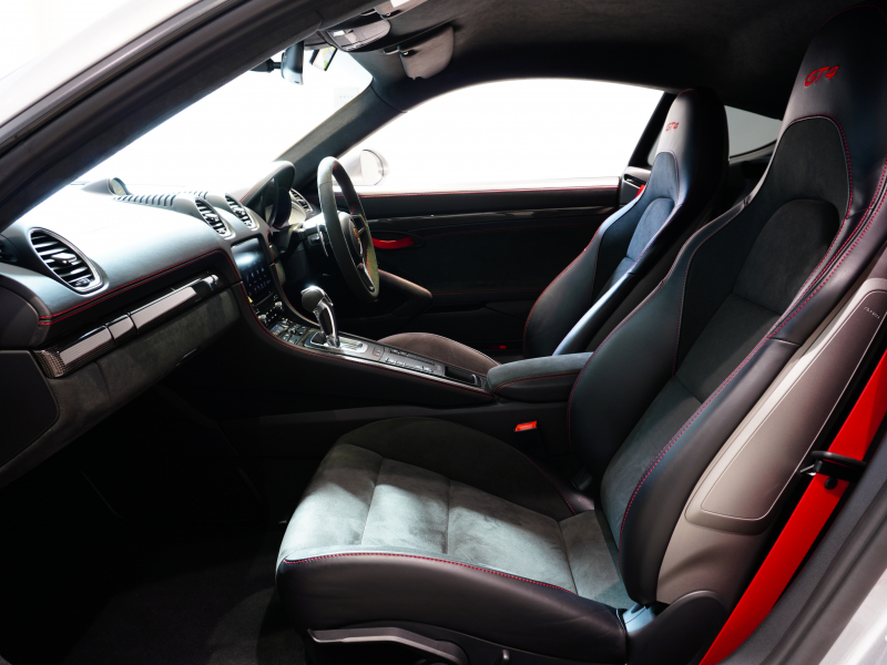 ポルシェ 718 ケイマン GT4 PDK ｸﾛﾉﾊﾟｯｹｰｼﾞ　正規D車 右H ExclusiveManufaktur 1ｵｰﾅｰ Race-Tex&ｶｰﾎﾞﾝｲﾝﾃﾘｱ PCMﾅﾋﾞ BOSEｻｳﾝﾄﾞ Bｶﾒﾗ LEDﾍｯﾄﾞﾗｲﾄ PDLS Plus ﾎﾜｲﾄﾒｰﾀｰ OPｶﾗｰ ｱｸﾗﾎﾟﾏﾌﾗｰ　2年保証