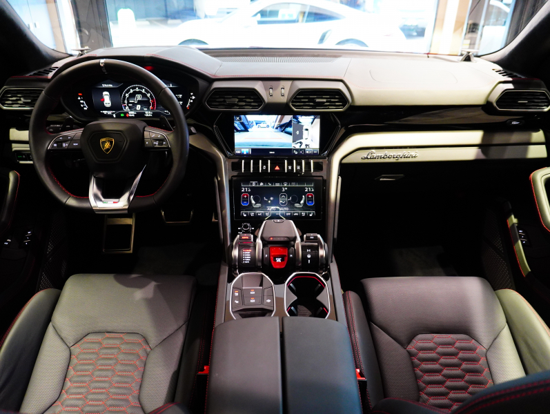 ランボルギーニ ウルス 4.0 ﾊｲｳｪｲ&ｱｰﾊﾞﾝﾛｰﾄﾞPKG　1ｵｰﾅｰ 正規D車 左H 5人乗り B/KｽﾀｲﾙPKG 黒革 ﾋｰﾀｰ&ﾍﾞﾝﾁﾚｰﾀｰ ﾊﾟﾉﾗﾏSR 純正ﾅﾋﾞTV ﾄｯﾌﾟﾋﾞｭｰｶﾒﾗ Bang&Olufsen ﾍｯﾄﾞｱｯﾌﾟD 23ｲﾝﾁTaigeteAW　新車保証