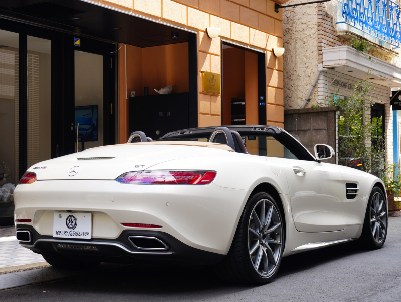 AMG GT ﾛｰﾄﾞｽﾀｰ AMGﾊﾟﾌｫｰﾏﾝｽｼｰﾄPKG　正規D車 ﾍﾞｰｼﾞｭ幌 右H ﾏﾛﾝ革 ｼｰﾄﾋｰﾀｰ&ﾍﾞﾝﾁﾚｰﾀｰ 純正ﾅﾋﾞTV ﾌﾙｾｸﾞ Bｶﾒﾗ ｶｰﾎﾞﾝｽﾃｯﾌﾟ LEDﾗｲﾄ 19/20ｲﾝﾁAW　2年保証