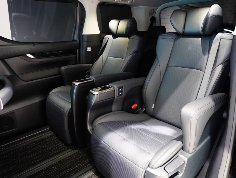 トヨタ アルファード アルファードSCパッケージ 1オーナー モデリスタエアロ OP20AW 黒革 ツインムーンルーフ 10.5インチナビTV JBLサウンド パノラミックビューモニター 3眼LEDヘッドライト デジタルインナーミラー 両側Pドア ACC プリクラッシュ 2年保証付