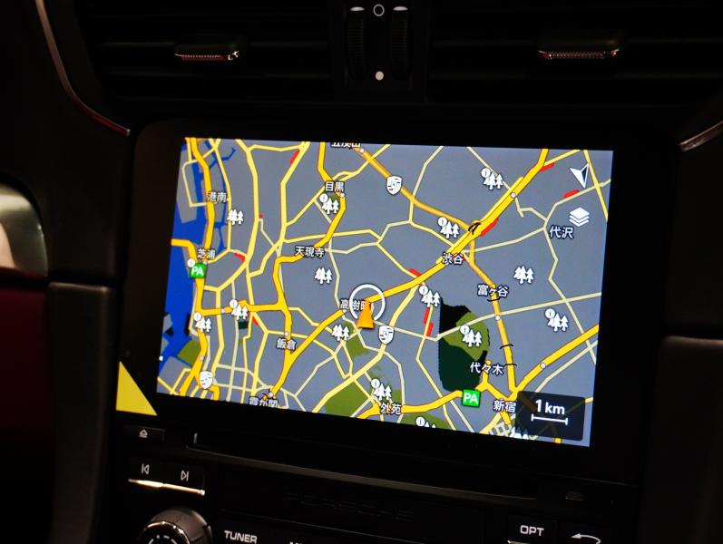 ポルシェ 911(Type991.2) ｶﾚﾗ4 ｽﾎﾟｰﾂｸﾛﾉPKG　右H ﾌﾙﾚｻﾞｰﾂｰﾄﾝｲﾝﾃﾘｱ 赤革 純正PCMﾅﾋﾞ CarPlay Bｶﾒﾗ ﾊﾟｰｸｱｼｽﾄ ｶﾚﾗS20AW　2年保証付