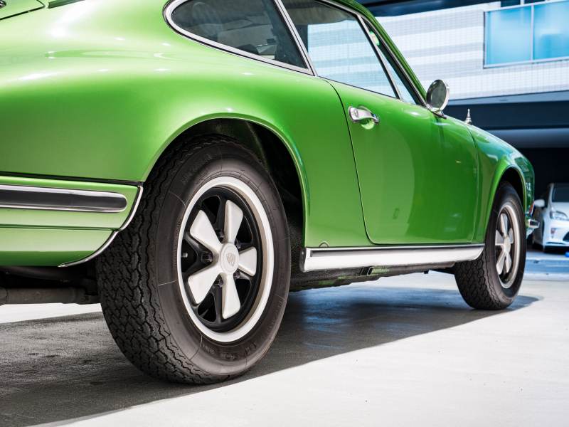 ポルシェ 911(Type911) 911S ミツワ ナロー最終モデル ビルシュタインダンパー 純正フックス製5スポークAW パワーウィンドウ 実走行確認済