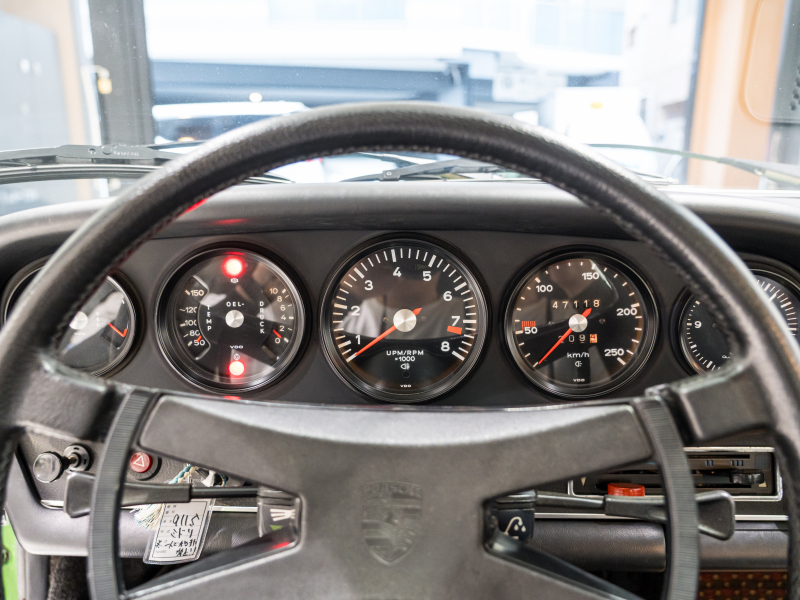 ポルシェ 911(Type911) 911S ミツワ ナロー最終モデル ビルシュタインダンパー 純正フックス製5スポークAW パワーウィンドウ 実走行確認済