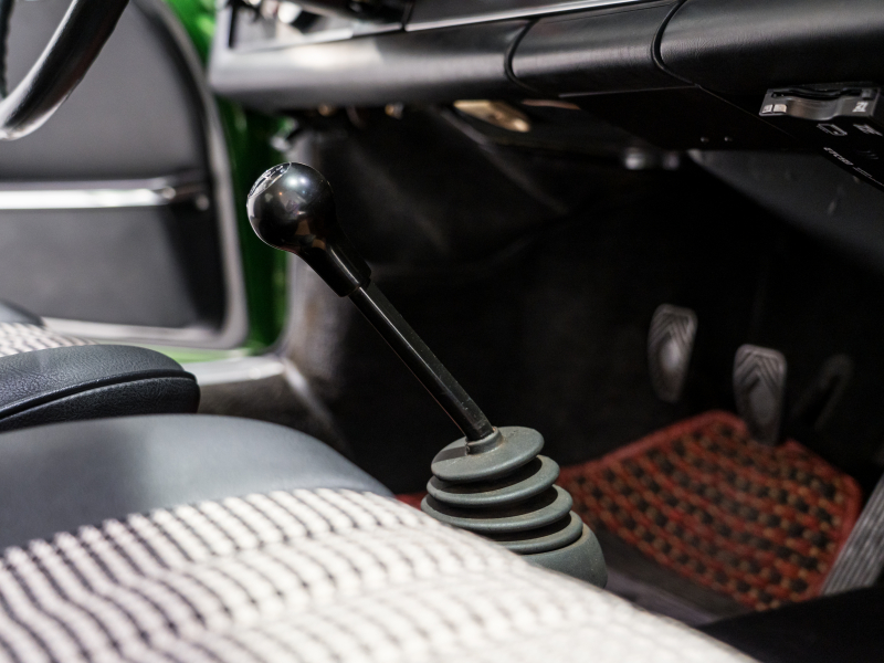 ポルシェ 911(Type911) 911S ミツワ ナロー最終モデル ビルシュタインダンパー 純正フックス製5スポークAW パワーウィンドウ 実走行確認済