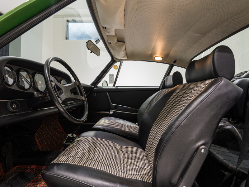 ポルシェ 911(Type911) 911S ミツワ ナロー最終モデル ビルシュタインダンパー 純正フックス製5スポークAW パワーウィンドウ 実走行確認済