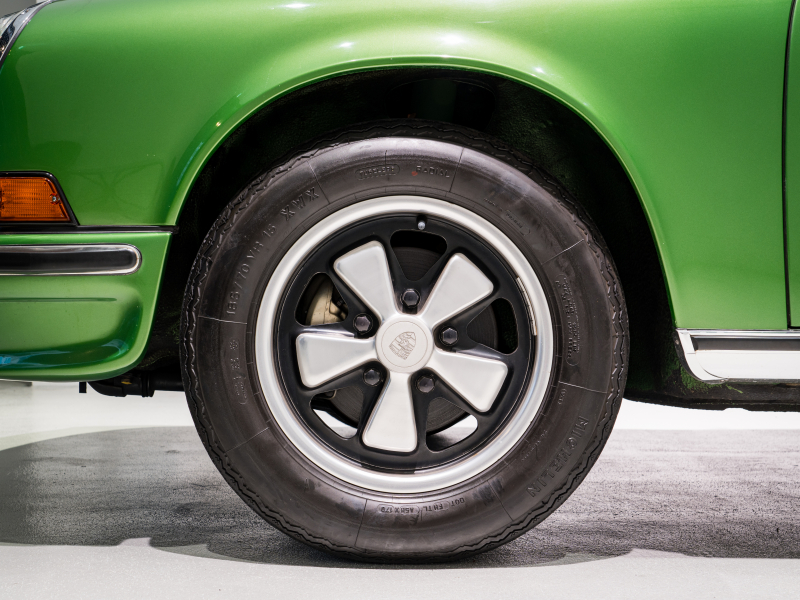 ポルシェ 911(Type911) 911S ミツワ ナロー最終モデル ビルシュタインダンパー 純正フックス製5スポークAW パワーウィンドウ 実走行確認済