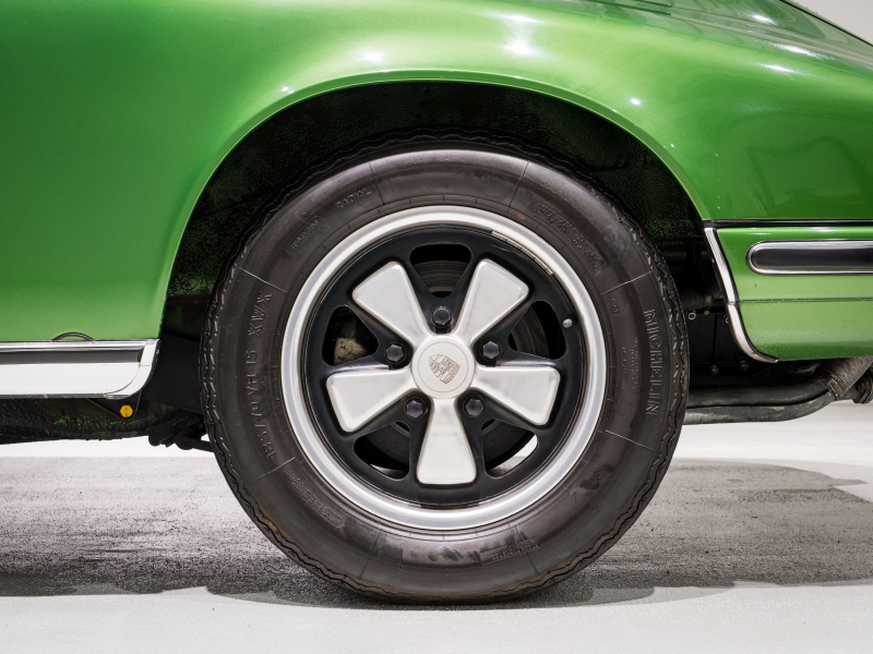 ポルシェ 911(Type911) 911S ミツワ ナロー最終モデル ビルシュタインダンパー 純正フックス製5スポークAW パワーウィンドウ 実走行確認済